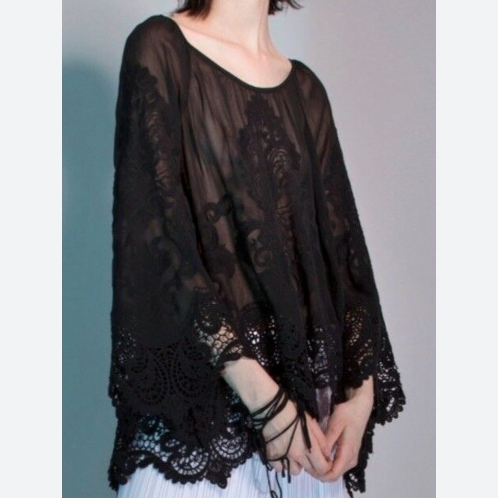 YOANA BARASCHI Designer Black Sheer Embroidered Long Bell Sleeves Blouse! Small